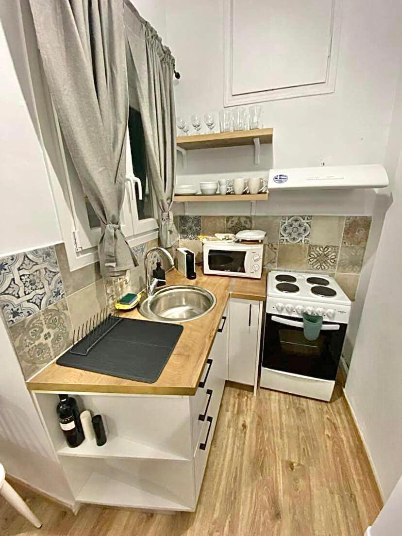 Comfortable Apartment In The City Center Athén Kültér fotó