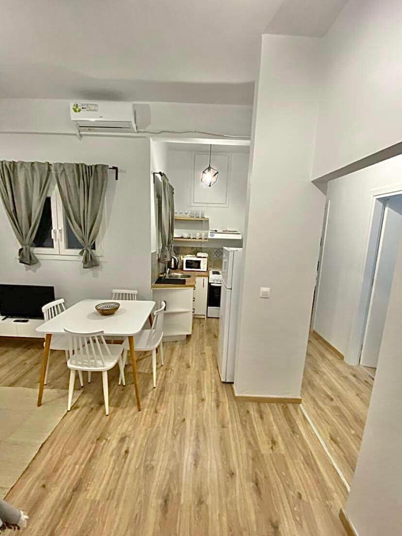 Comfortable Apartment In The City Center Athén Kültér fotó