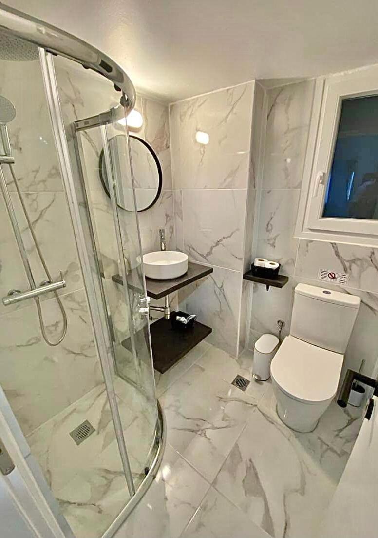Comfortable Apartment In The City Center Athén Kültér fotó